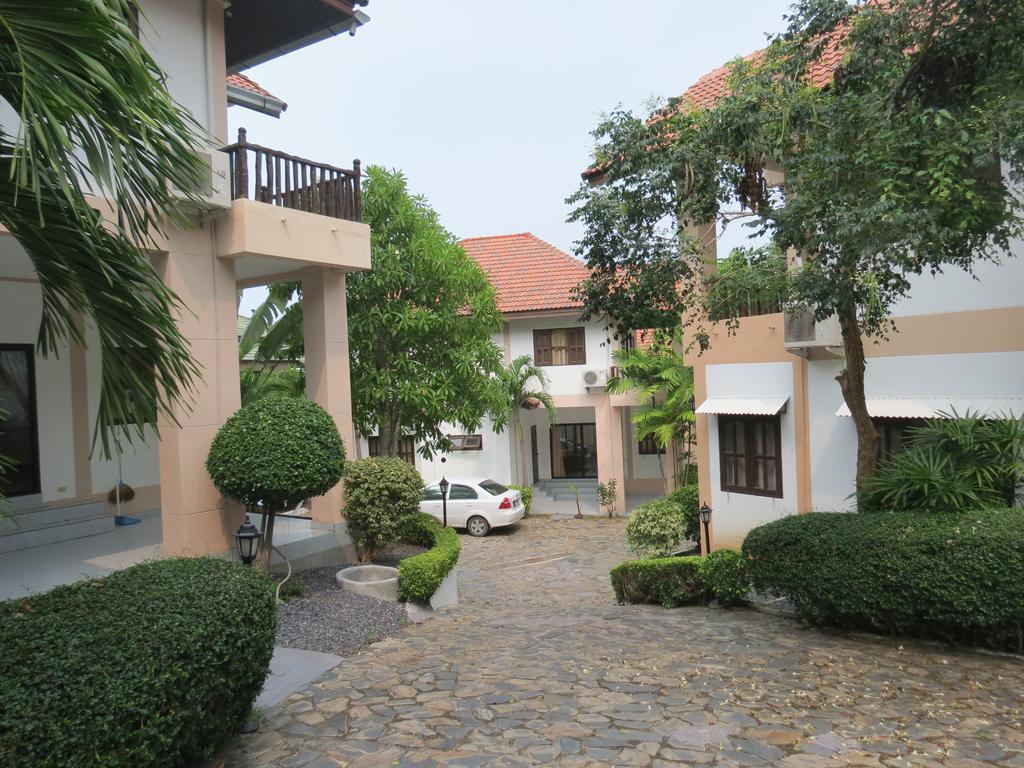 Baan Jasmin Village Choeng Mon Pokoj fotografie